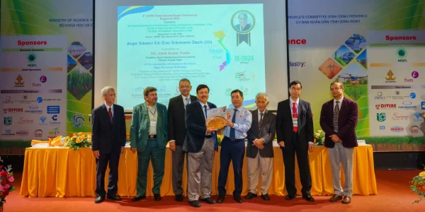 First Prize to Director CST at ICISE, Quy Nhon, Vietnam (5_1)